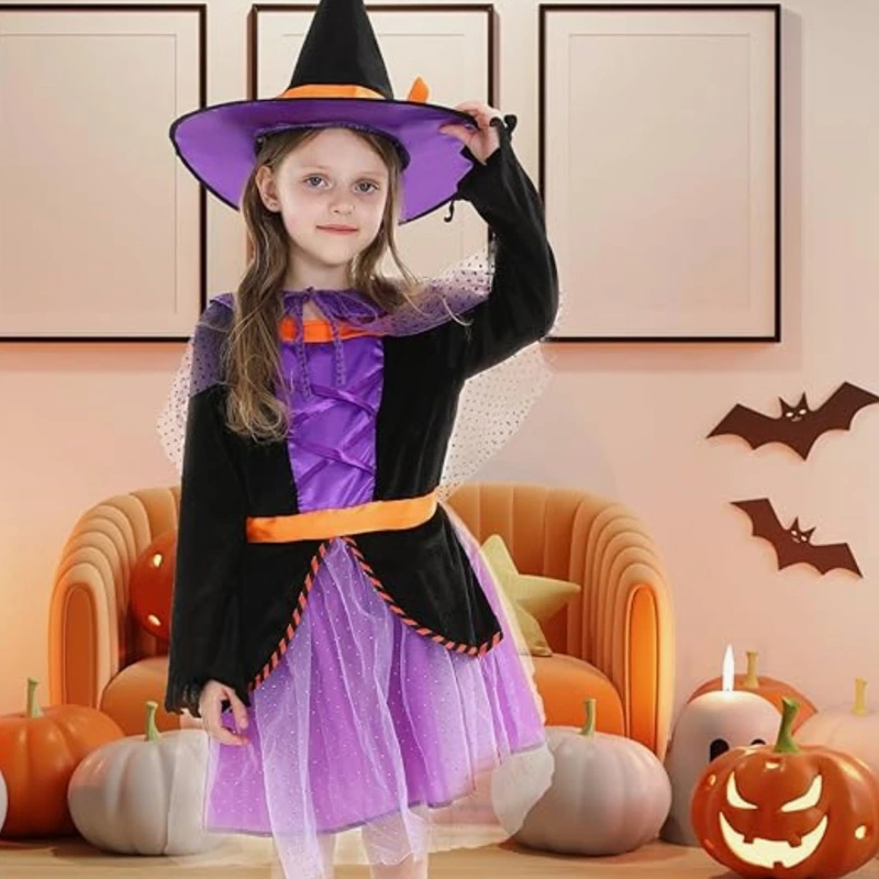 Perheeseen sopiva Halloween-noitaasetti